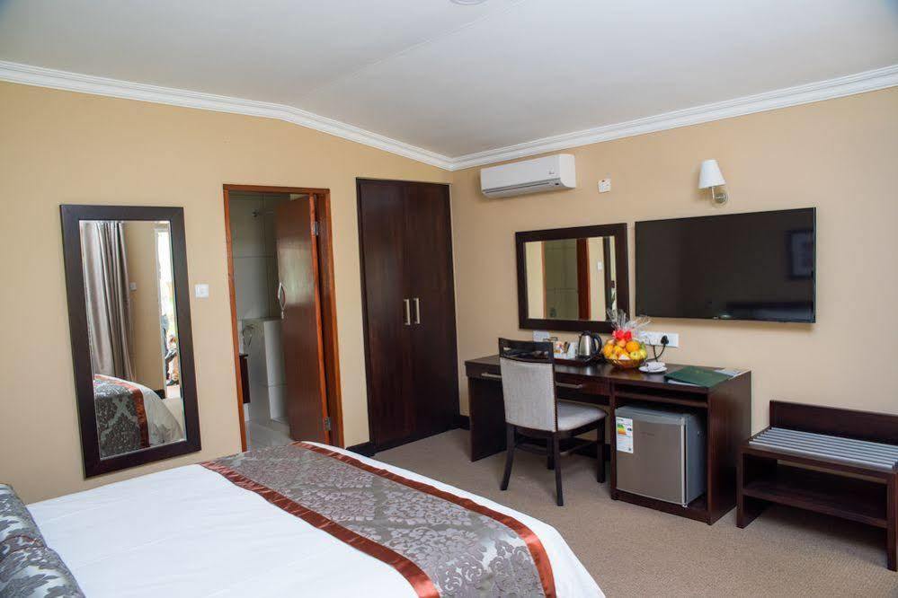 Hotel Sunbird Lilongwe Zewnętrze zdjęcie